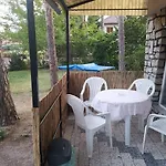 Zakkant-lak 4*